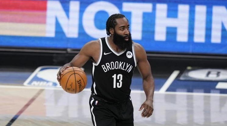 与此相伴的 与此相伴的