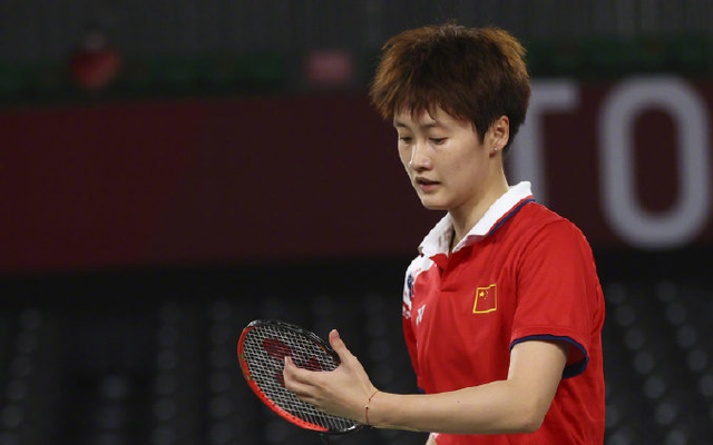 供了舞台 供了舞台