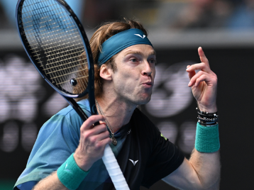 与策略的比 与策略的比