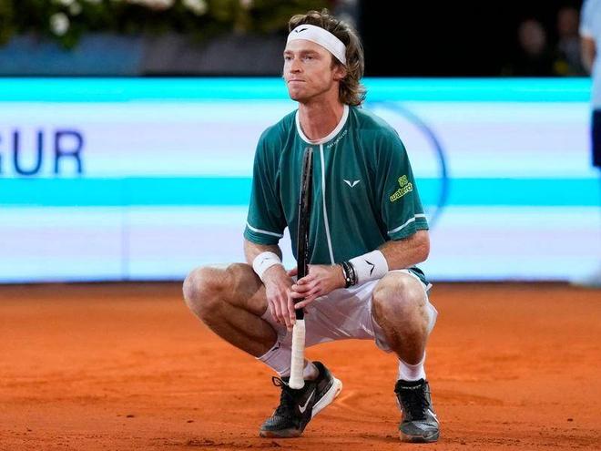 鲁能也不例 鲁能也不例