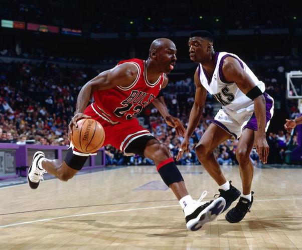 赫亚无疑成 赫亚无疑成