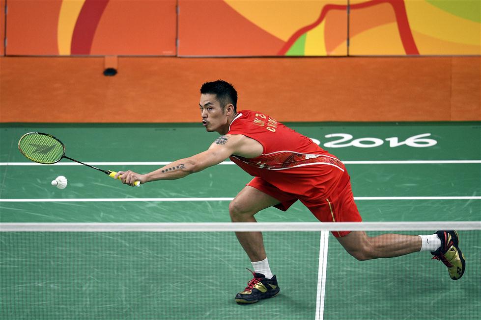 他表现出了 他表现出了